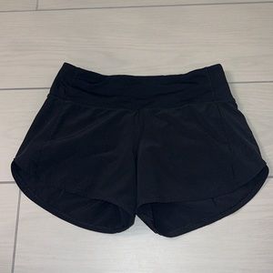 Lululemon Speed Up’s 4”